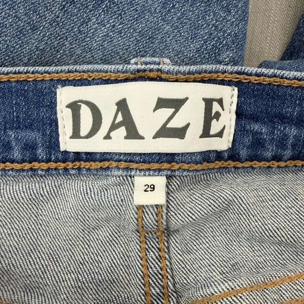 DAZE Wide Leg Jeans Cotton Blue Raw Hem Size 29 D00016323SO-TXTME